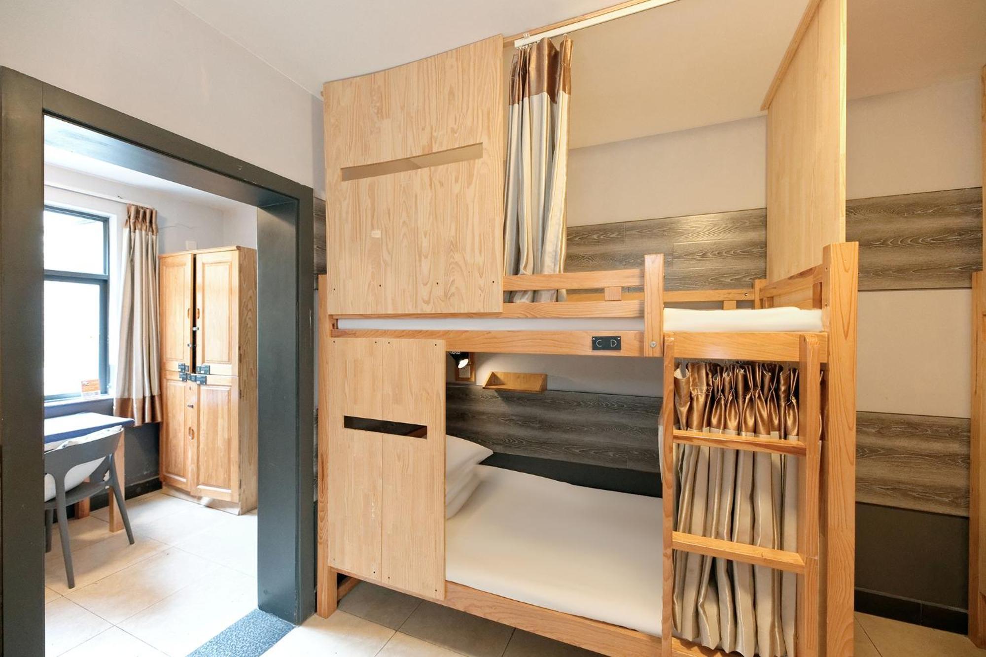 Kunming Upland International Youth Hostel Near The City Center ,2 Mins Walk To The Subway, 2 Mins Walk To The Green Lake, Close To Yuan Tong Temple, Old Street, Yunnan University, Convenient Payment And Visa Cards Are Accepted Exterior foto